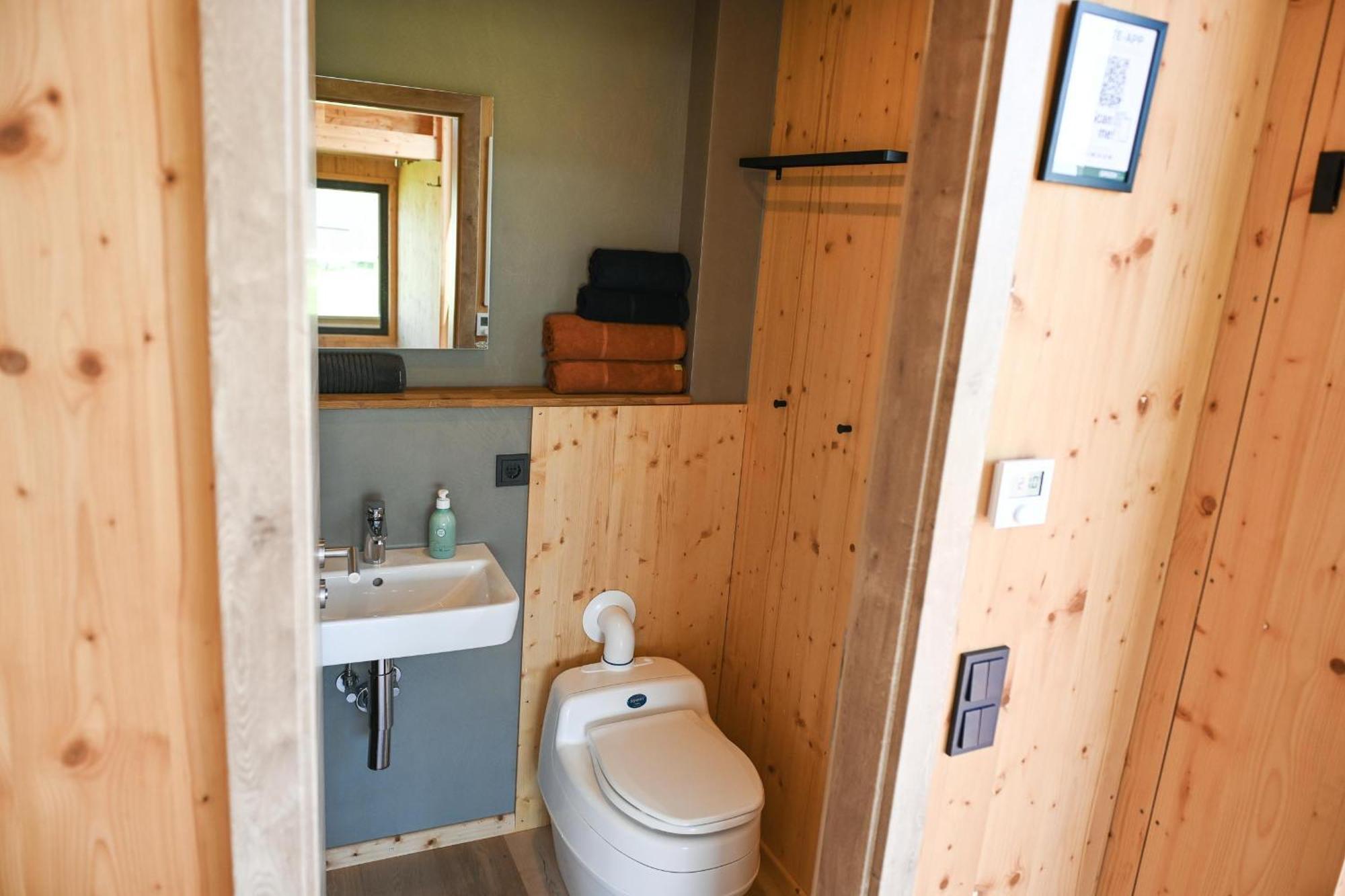 Tiny House Nature 8 Innenlage - Green Tiny Village Harlesiel كاروليننسيل المظهر الخارجي الصورة